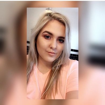 Profile Picture of Cora (@cora_kennedy) on Twitter