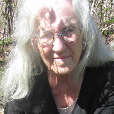 Profile Picture of  🍁Mary Irene McKenna :Born May 22 (@MaryIreneMcKen2) on Twitter