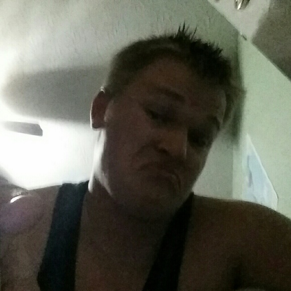 Profile Picture of David Chereshnya (@davidcherry) on Poshmark