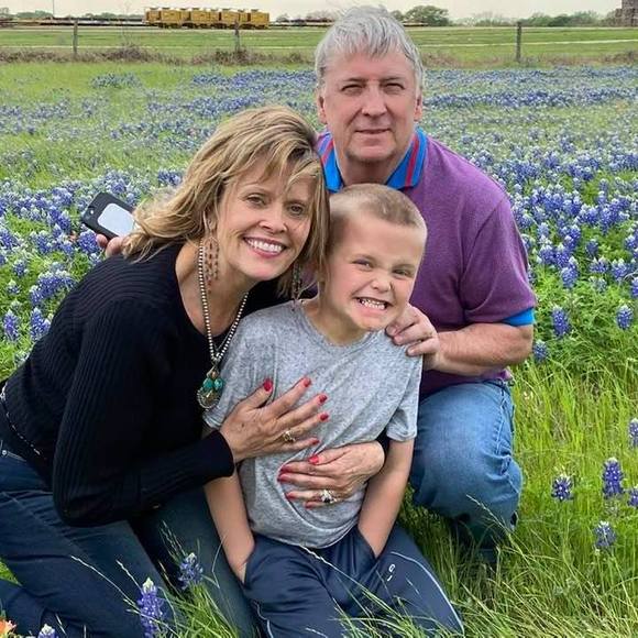 Profile Picture of Danni Palmer cooper (@danpalm2115) on Poshmark