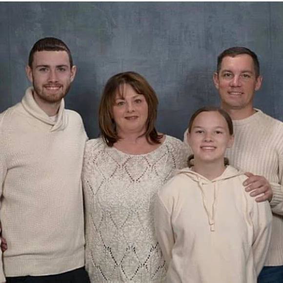 Profile Picture of Kimberly Mcvey (@zachsma99) on Poshmark