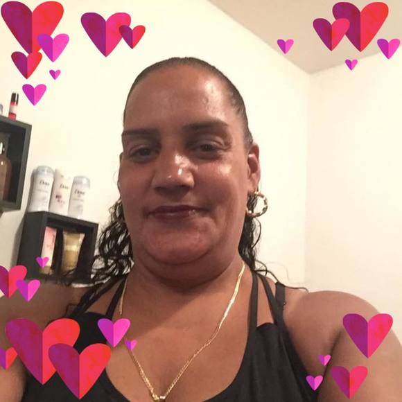 Profile Picture of Elizabeth Kortright (@ekortright) on Poshmark