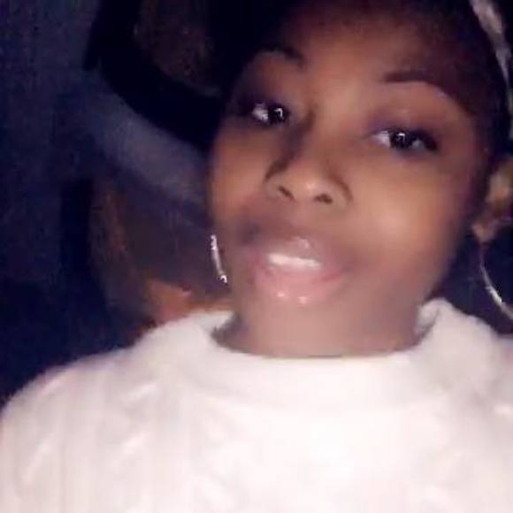 Profile Picture of Tiana Wise (@tianawise) on Poshmark