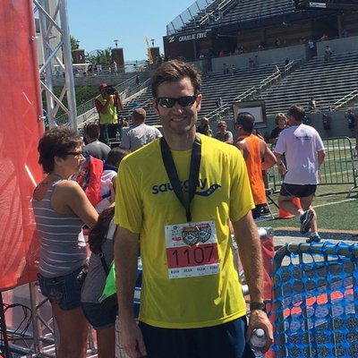Profile Picture of Scott (@RunGearGuy) on Twitter