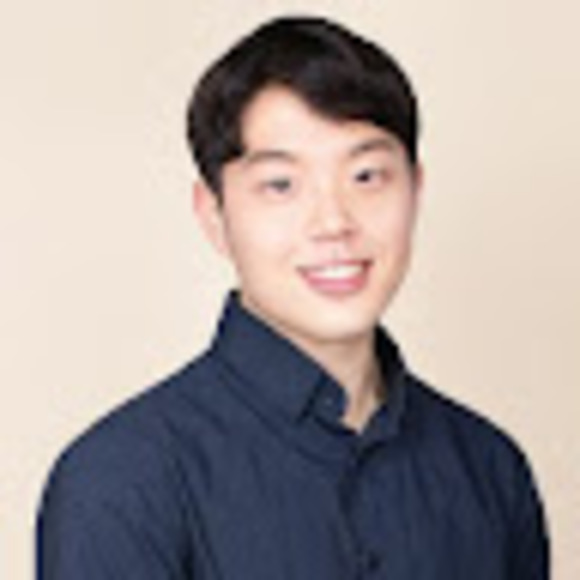 Profile Picture of Jeehoon Lee (@jeehoon97) on Poshmark