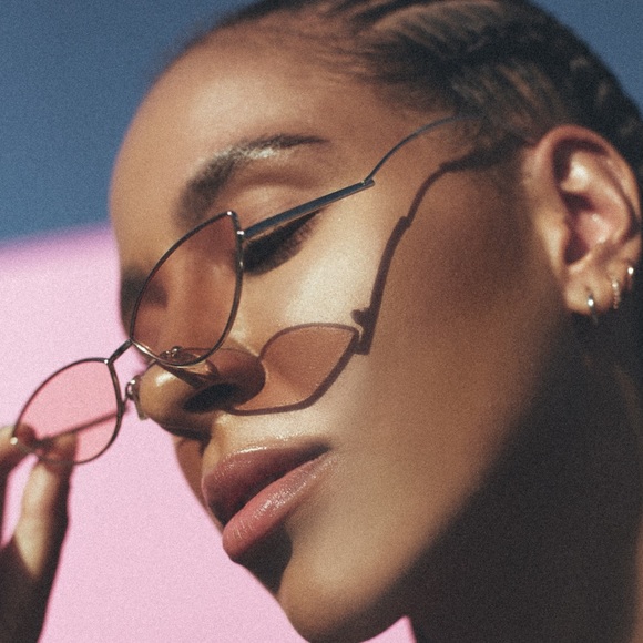 Profile Picture of Fatima Domingush (@fdomingush) on Poshmark