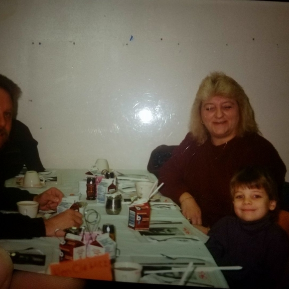 Profile Picture of Cathy Mapes buchanan wasson (@snugket44) on Poshmark