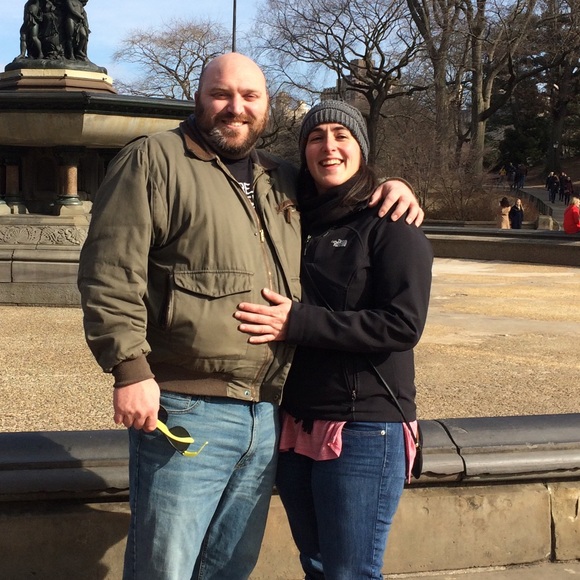 Angela Candelora - Poshmark Profile Picture of Angela Candelora (@angcan18) on Poshmark