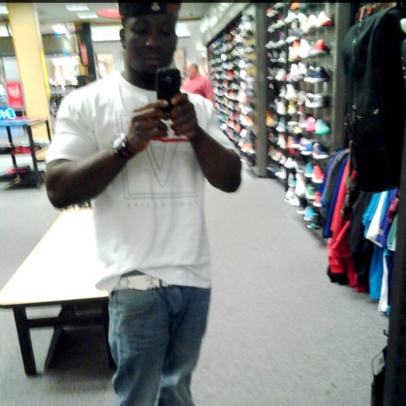 Profile Picture of Chrispin Grant (@wavydash) on Poshmark