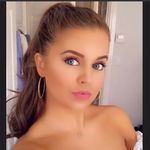 Profile Picture of Rebecca Webb (@rebeccawebb23) on Instagram