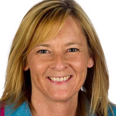 Profile Picture of Julia Brown (@juliabrownlsncs) on Twitter