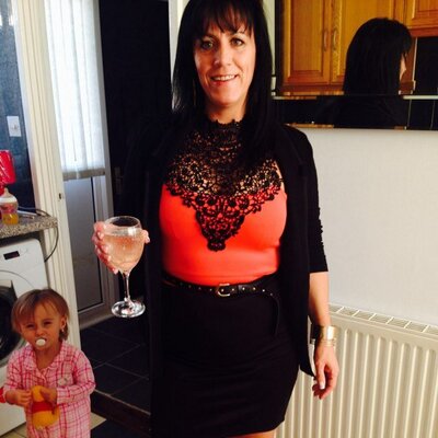 Profile Picture of Sonia (@SoniaSoniakemp) on Twitter