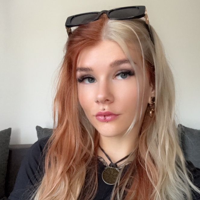 Profile Picture of MaryJane (@mariehaase) on Tiktok