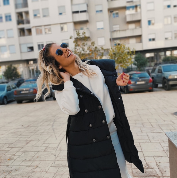 Profile Picture of Kristina Drakulovic (@kikica15) on Poshmark