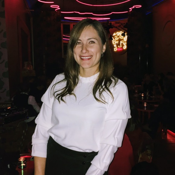 Profile Picture of Jami Supsic (@jamisup) on Poshmark