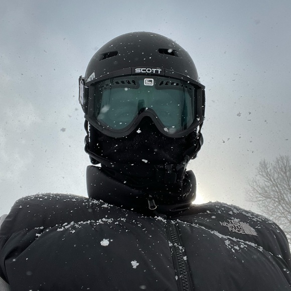 Profile Picture of Patrick Quinn (@pdq4011) on Poshmark