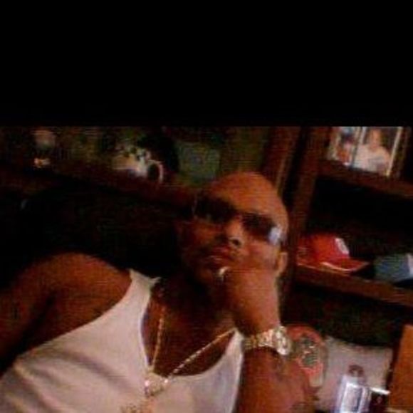 Profile Picture of Brian Howard (@daddybhow) on Poshmark