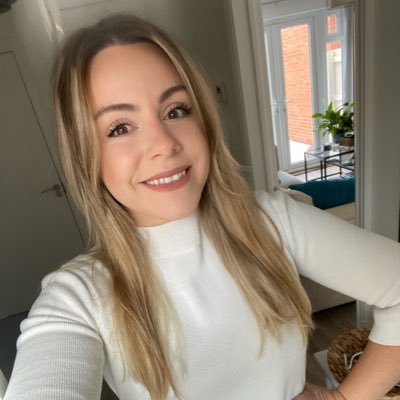 Profile Picture of Lucy Florence Wilson (@LucyFWilson) on Twitter