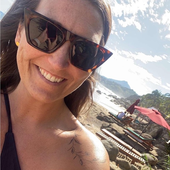 Profile Picture of Kathryn Rotert (@klrotert) on Poshmark