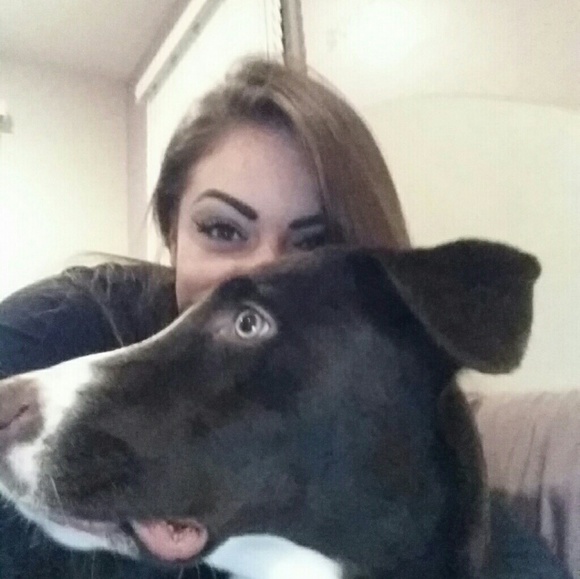 Profile Picture of Sherri Faccone (@sherriannx3) on Poshmark