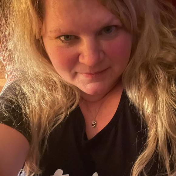 Profile Picture of Nancy Fazio duda (@nkayper) on Poshmark