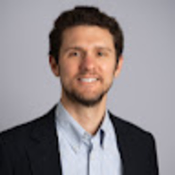 Profile Picture of Martin Schindler (@martinschindler) on Poshmark