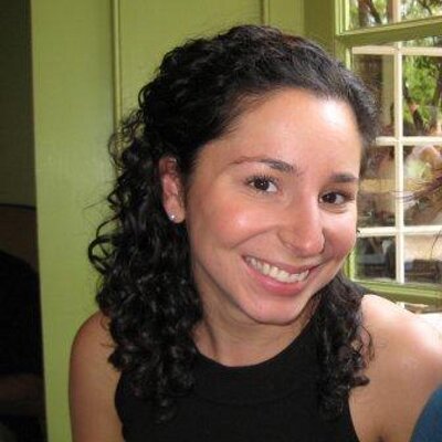 Profile Picture of Maura Cramer (@mauraum) on Twitter