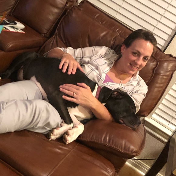 Profile Picture of Sarah Reyna (@sarahreyna03) on Poshmark