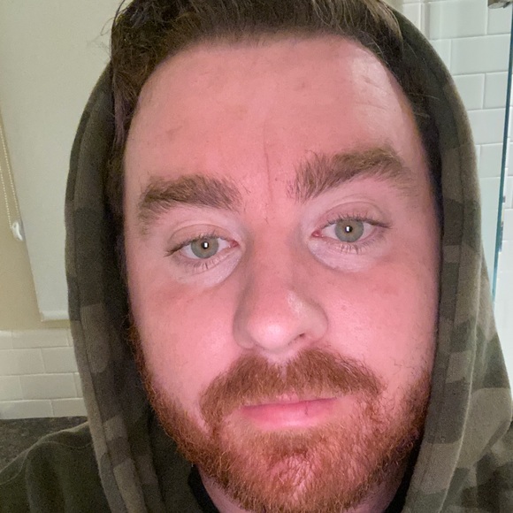 Profile Picture of Alexander Applegate (@alexanderappleg) on Poshmark