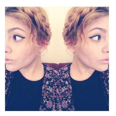 Profile Picture of Nichole Rodriguez (@CandidlyNichole) on Twitter