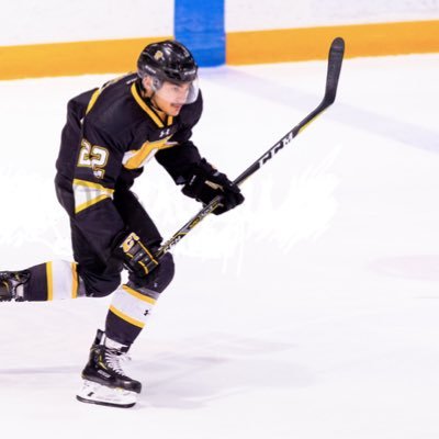 Profile Picture of Ashton Anderson (@@ashtonkanderson) on Twitter