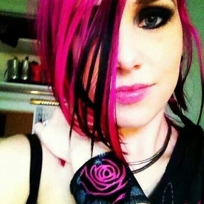 Profile Picture of Ariel Bloomer (@ArielFcke) on Twitter