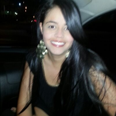 Profile Picture of Cecilia M. Bustillo (@CiciiBustillo) on Twitter