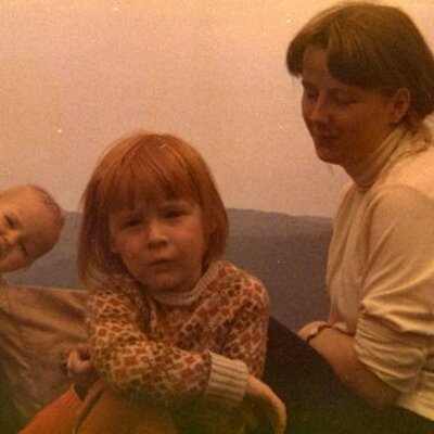 Profile Picture of Lorna (@lorna_singleton) on Twitter