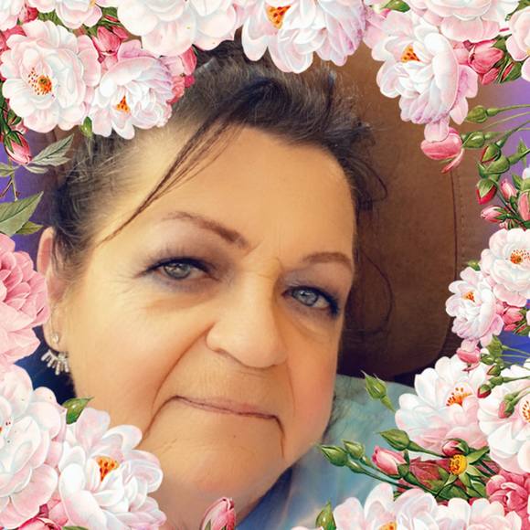 Profile Picture of Deloris Smith (@delo53) on Poshmark