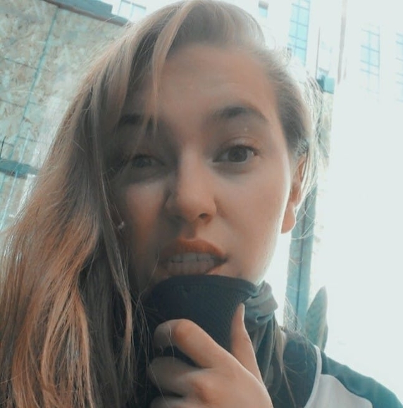 Profile Picture of Katelyn Wolfe (@skeeterbird) on Poshmark