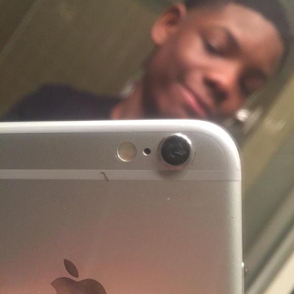Profile Picture of Nicholas Barber (@nickboiii153) on Poshmark