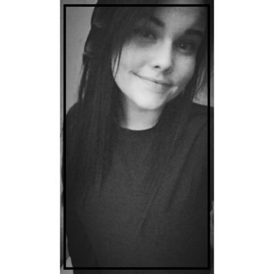 Profile Picture of Miranda (@Mirandayates171) on Twitter