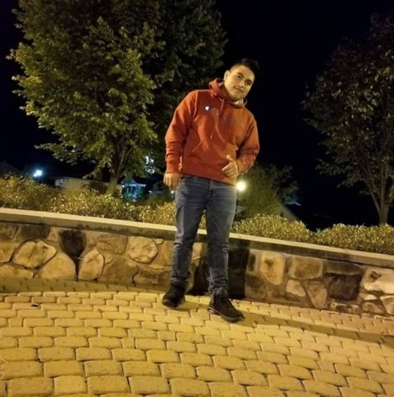 Profile Picture of Joel everardo Zaragoza (@eve2004948) on Poshmark