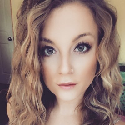 Profile Picture of Savannah Arnold (@mssavyrose) on Twitter