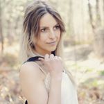 Profile Picture of Melanie Larabi (@melanie_larabi) on Instagram