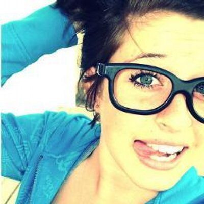 Profile Picture of Rosalyn J. Rivera (@RosalynJRivera) on Twitter