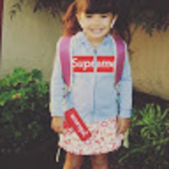 Profile Picture of Penelopi Leach (@penelopileach17) on Poshmark