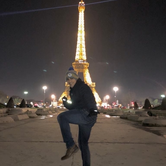 Profile Picture of Michael Frank (@michaelfrank06) on Poshmark