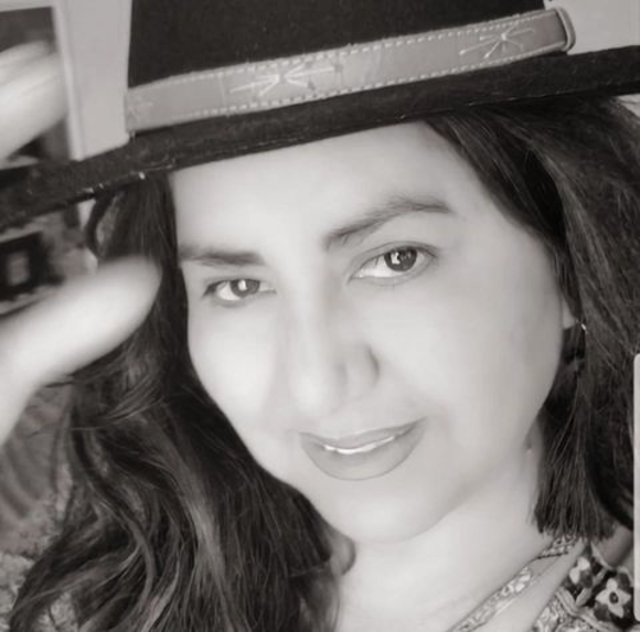 Mayra Galvan - Poshmark Profile Picture of Mayra Galvan (@galvanmayra7) on Poshmark