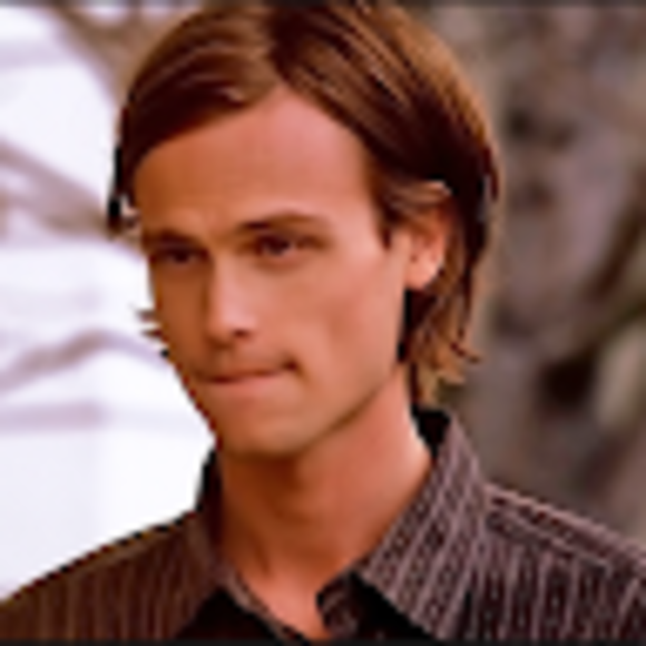 Profile Picture of Diana Wolak (@wolak2008) on Poshmark