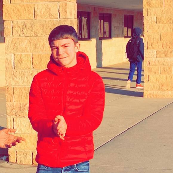 Profile Picture of Dalton Klugherz (@daltonklugherz) on Poshmark