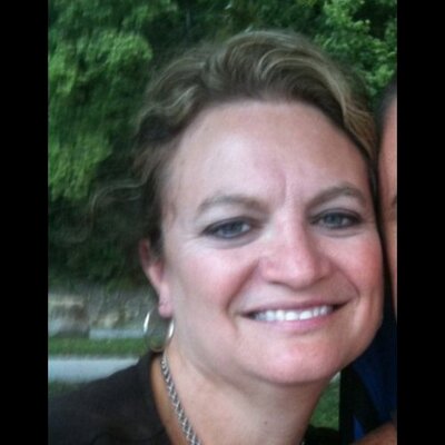 Profile Picture of Sherry Devlin (@SherryD1960) on Twitter