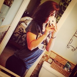 Profile Picture of Bernice Cazarez (@bermeowskies) on Myspace