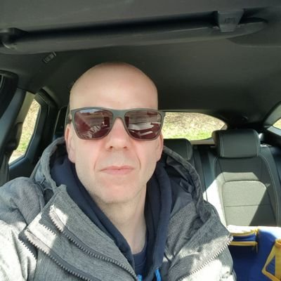 Profile Picture of Iain Sharpe  💙 (@sharpey147) on Twitter